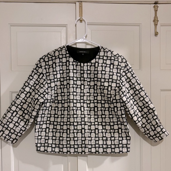 Lafayette 148 Evening Jacket
EUC
Size Small - Picture 1 of 6